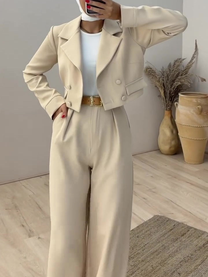 Ensemble blazer court et pantalon taille haute